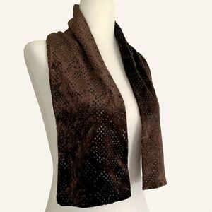 Velvety beaded scarf made in Italy